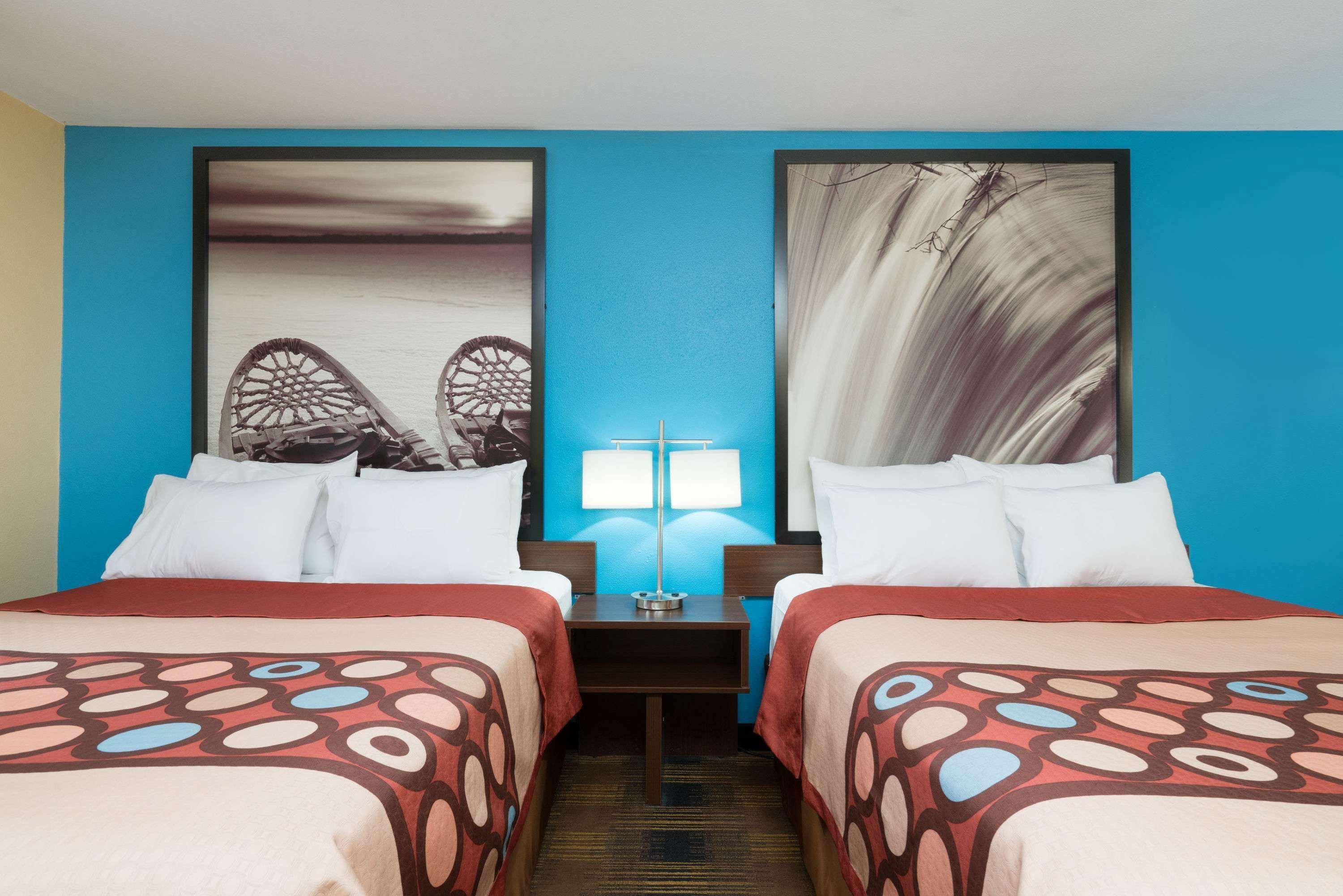 Hotel Super 8 By Wyndham Mayo Clinic Area 3*
