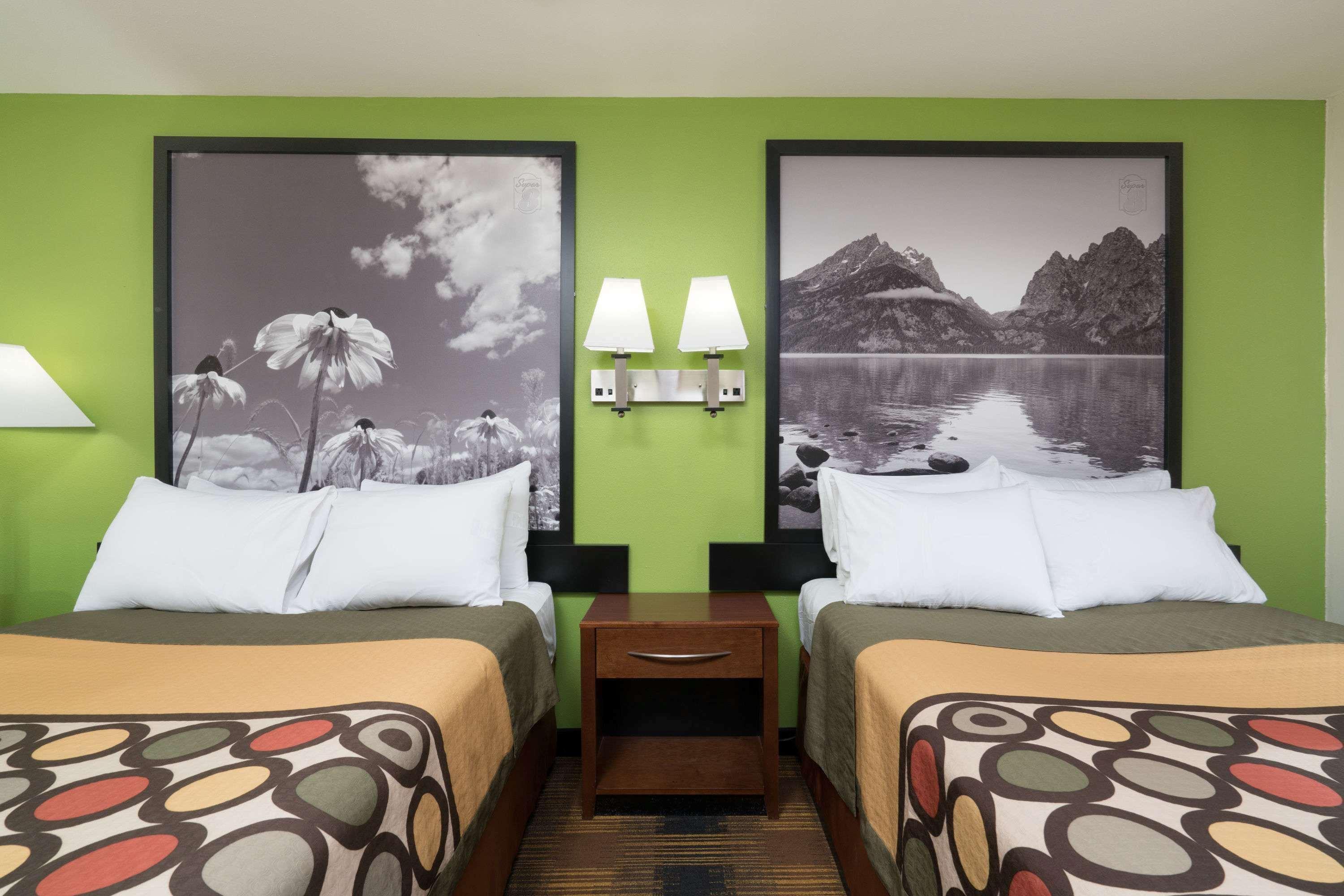 Super 8 By Wyndham Mayo Clinic Area 3*